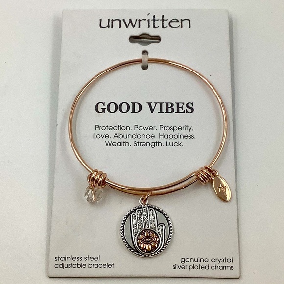 UNWRITTEN BRACELET GOOD VIBES CHARM